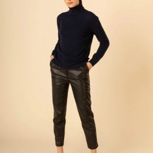 100% Cashmere Turtleneck Sweater